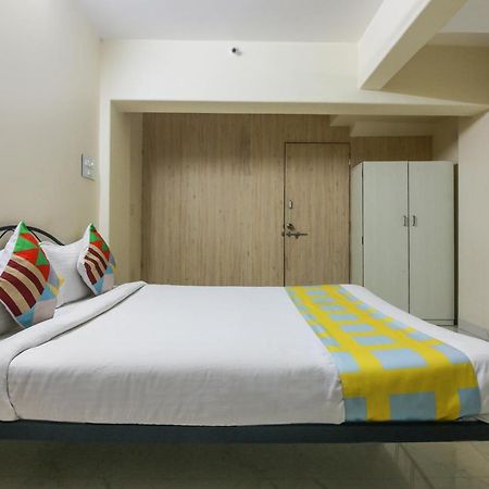 Flagship Cozy Stay Kharghar Koparpada Ngoại thất bức ảnh