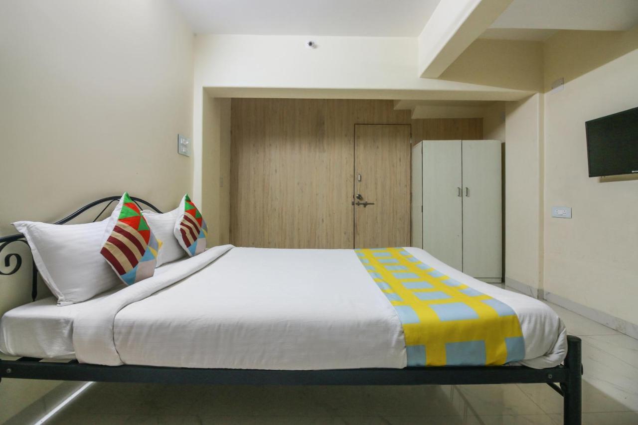 Flagship Cozy Stay Kharghar Koparpada Ngoại thất bức ảnh